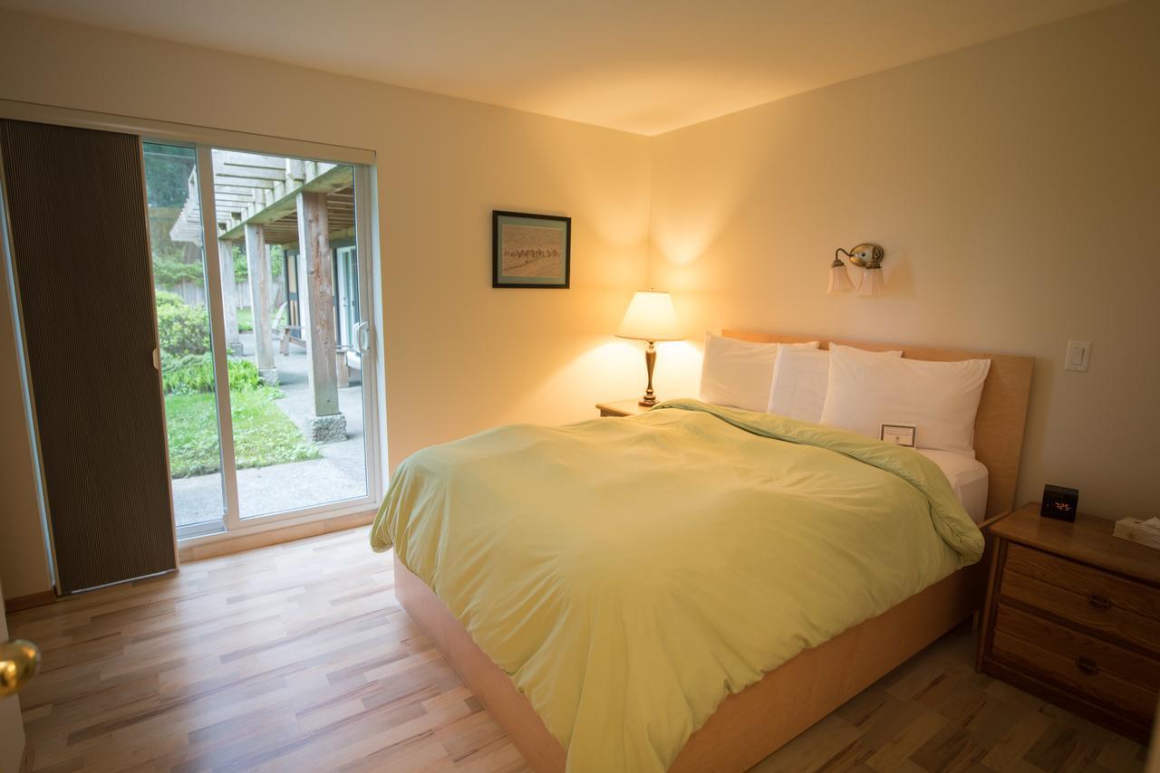 Ocean Resort Campbell River Buitenkant foto