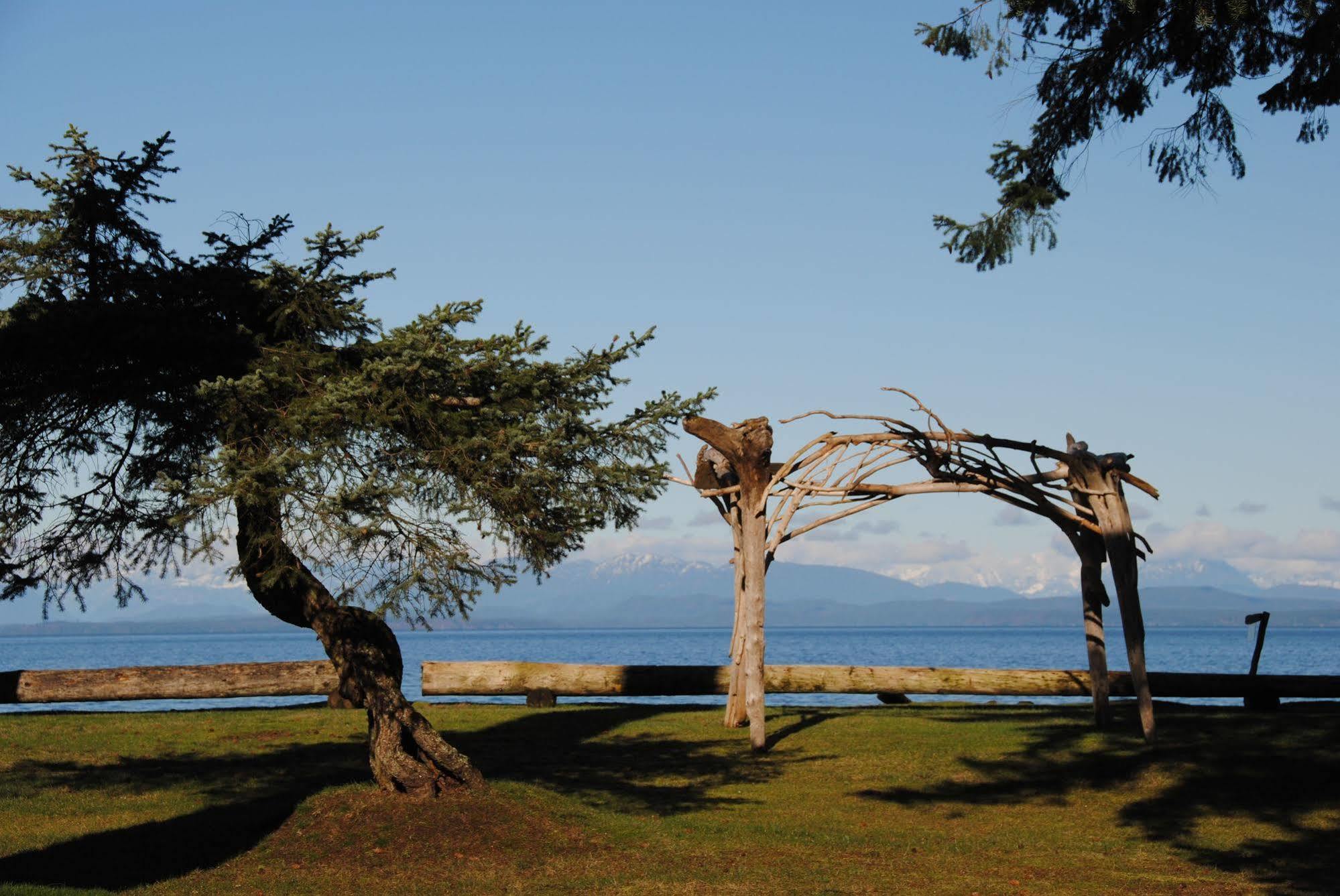 Ocean Resort Campbell River Buitenkant foto